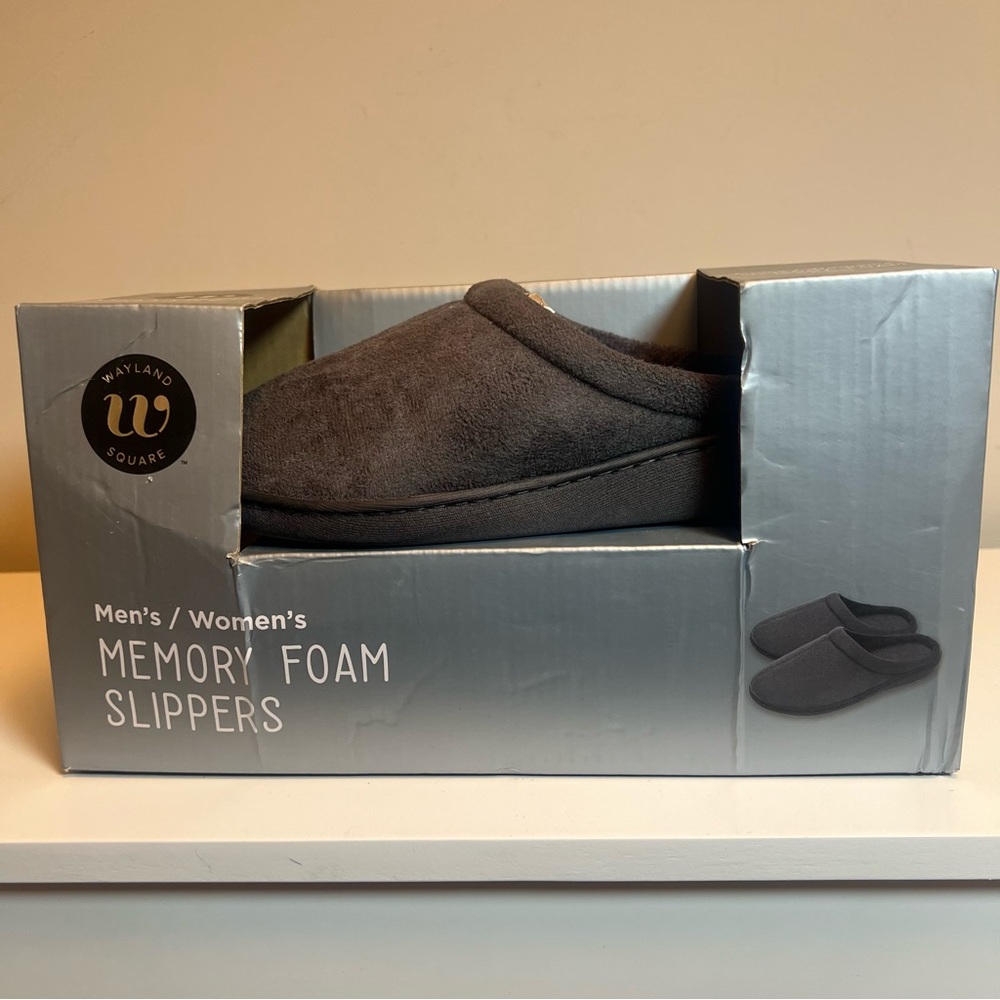 Wayland Square Men's Memory Foam Slippers - Gray